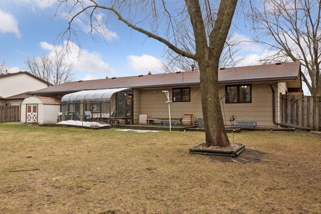 1795 Lake Valentine Road, Arden Hills, MN 55112