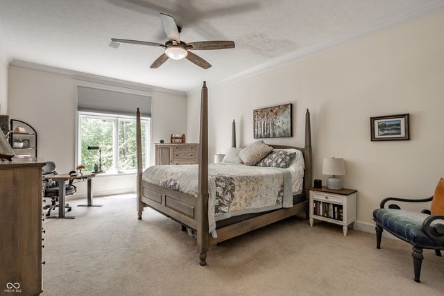9729 Oakhaven Court, Indianapolis, IN 46256