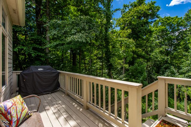 9729 Oakhaven Court, Indianapolis, IN 46256