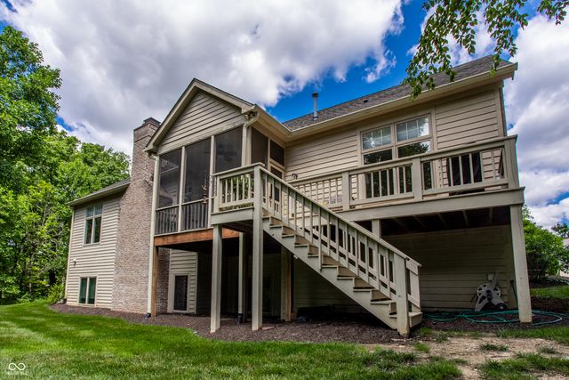 9729 Oakhaven Court, Indianapolis, IN 46256