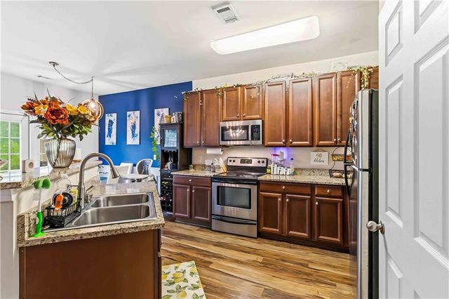 3925 Princeton Lakes Pass SW, Atlanta, GA 30331