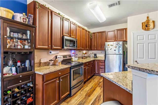 3925 Princeton Lakes Pass SW, Atlanta, GA 30331