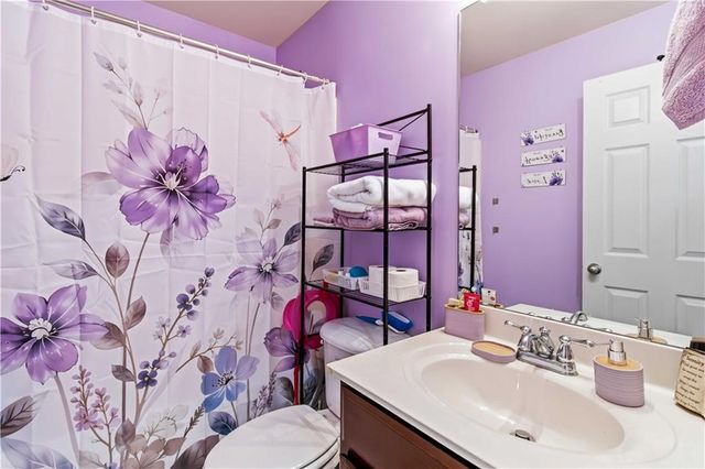3925 Princeton Lakes Pass SW, Atlanta, GA 30331
