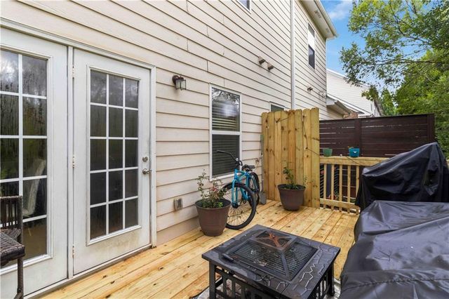 3925 Princeton Lakes Pass SW, Atlanta, GA 30331