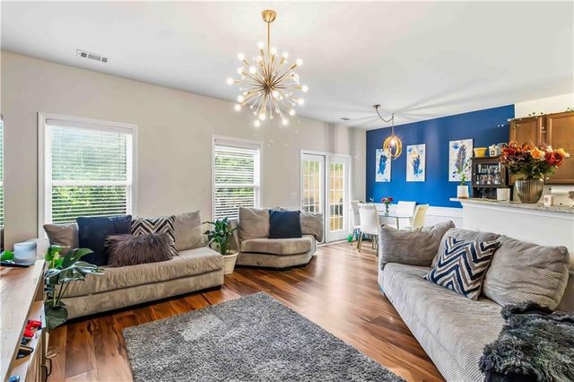 3925 Princeton Lakes Pass SW, Atlanta, GA 30331