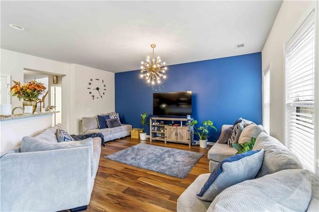 3925 Princeton Lakes Pass SW, Atlanta, GA 30331