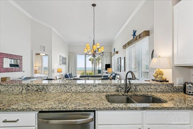 8573 Gulf Blvd 104, Navarre Beach, FL 32566