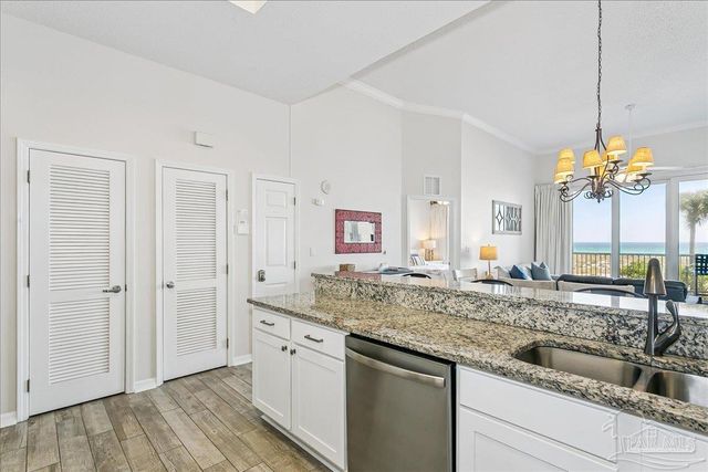 8573 Gulf Blvd 104, Navarre Beach, FL 32566