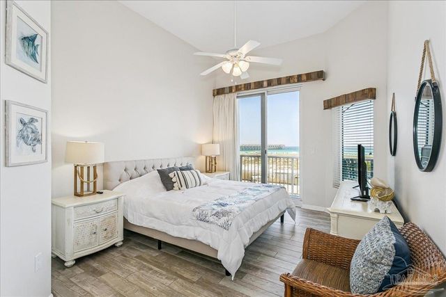 8573 Gulf Blvd 104, Navarre Beach, FL 32566