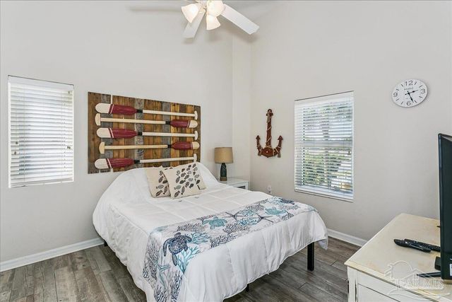 8573 Gulf Blvd 104, Navarre Beach, FL 32566