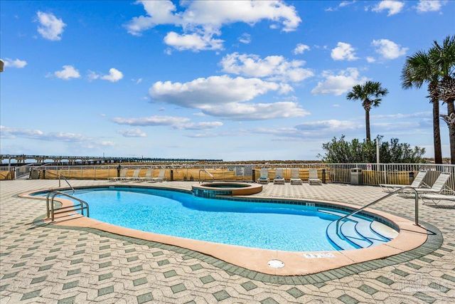 8573 Gulf Blvd 104, Navarre Beach, FL 32566