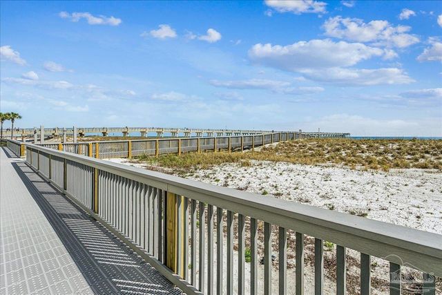 8573 Gulf Blvd 104, Navarre Beach, FL 32566