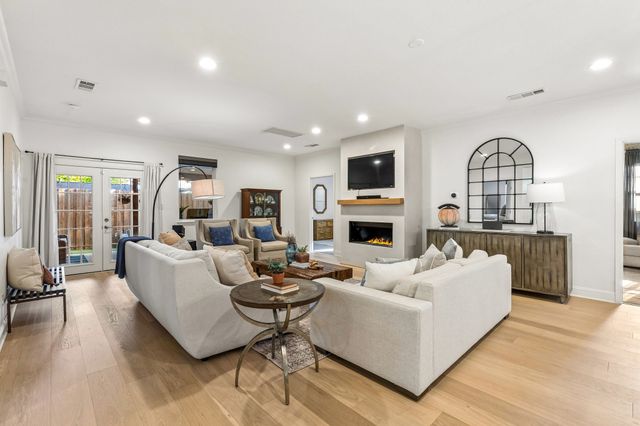 3744 Highgrove Drive, Dallas, TX 75220