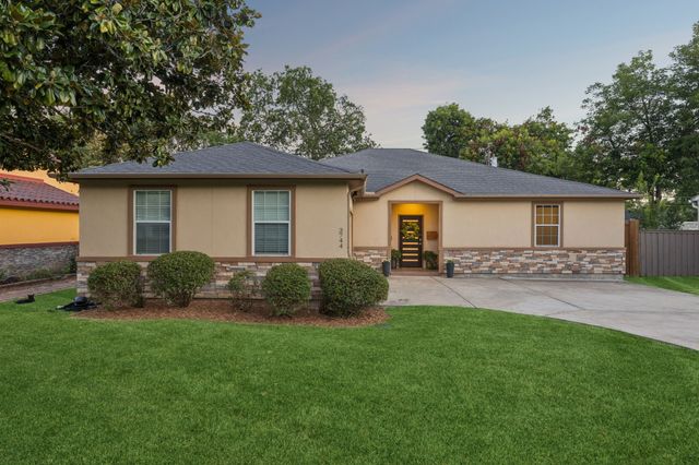 3744 Highgrove Drive, Dallas, TX 75220