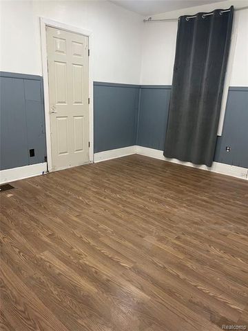 5020 Fredro Street, Hamtramck, MI 48212