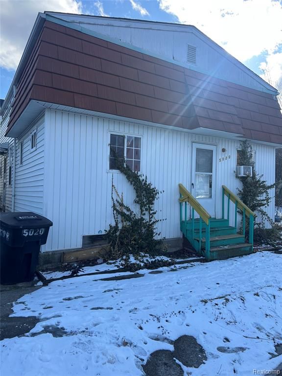 5020 Fredro Street, Hamtramck, MI 48212