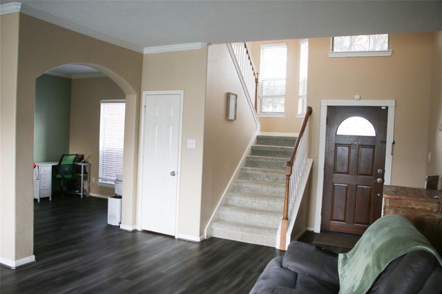 1122 Chase Park Drive, Bacliff, TX 77518