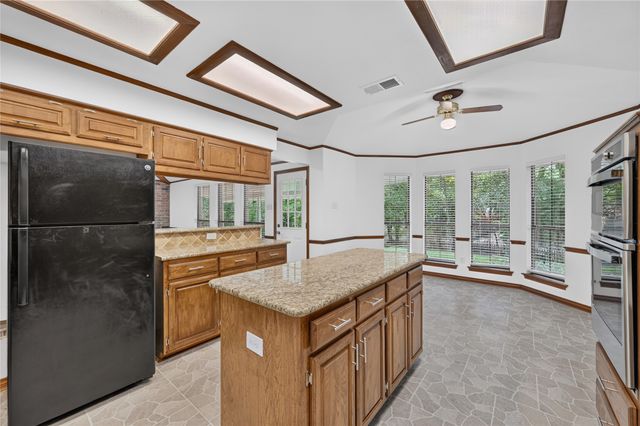 509 Missionary Ridge, Desoto, TX 75115