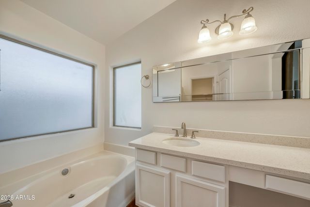 3873 E WYATT Way, Gilbert, AZ 85297
