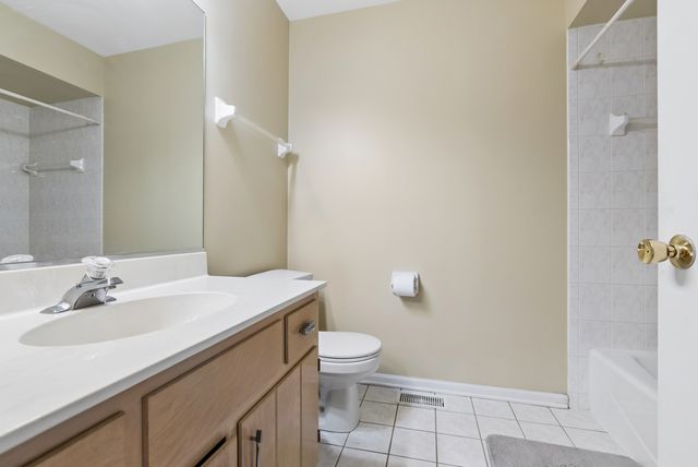 15722 CENTENNIAL Drive, Orland Park, IL 60462
