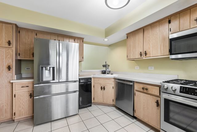 15722 CENTENNIAL Drive, Orland Park, IL 60462