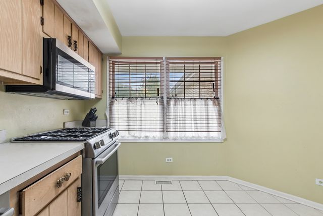 15722 CENTENNIAL Drive, Orland Park, IL 60462