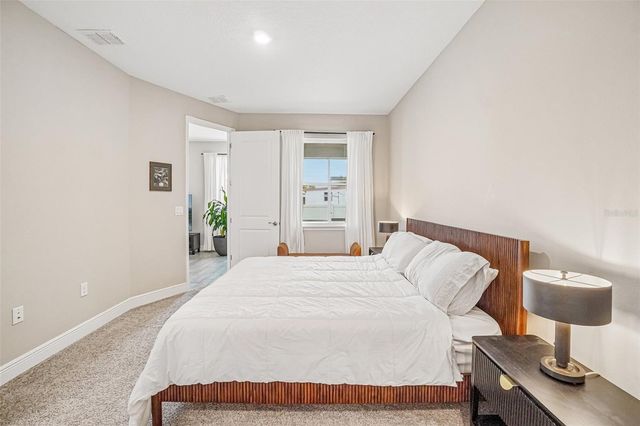 5282 NEIL DRIVE, St Petersburg, FL 33714