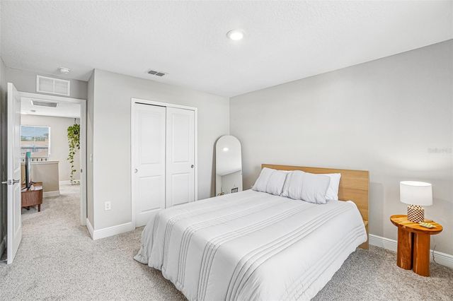 5282 NEIL DRIVE, St Petersburg, FL 33714