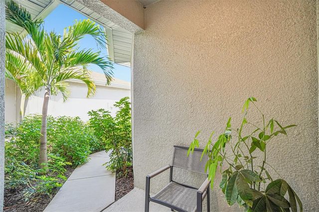 5282 NEIL DRIVE, St Petersburg, FL 33714