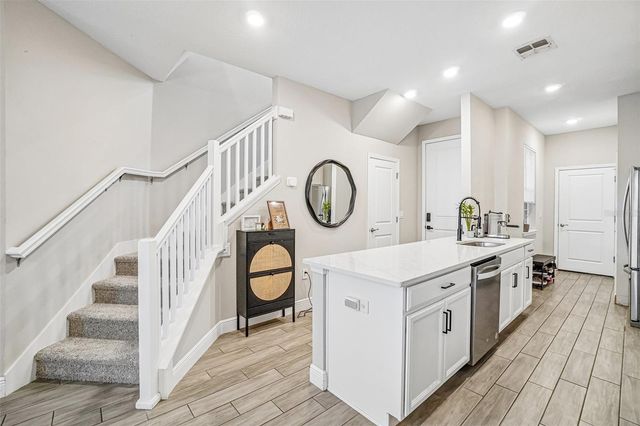 5282 NEIL DRIVE, St Petersburg, FL 33714