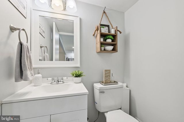 8406 SNOWDEN LOOP CT, Laurel, MD 20708