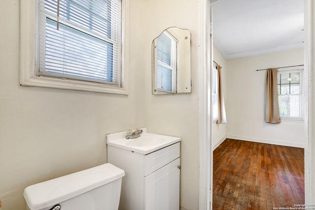 255 Natalen Ave Apt 201, San Antonio, TX 78209