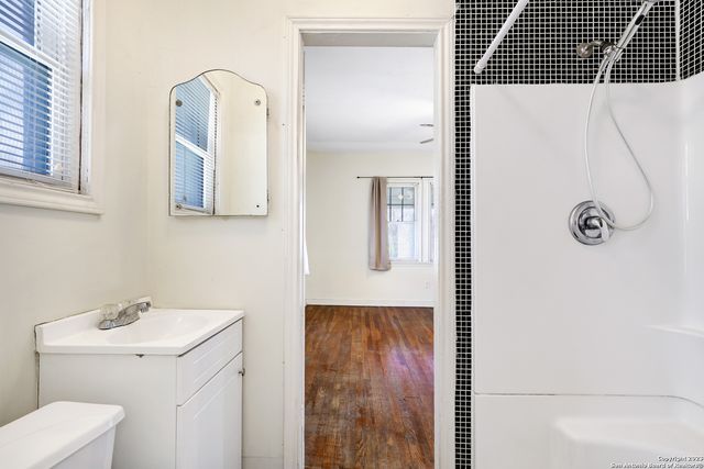 255 Natalen Ave Apt 201, San Antonio, TX 78209