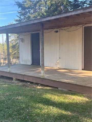 2831 Ayersville Road, Mayodan, NC 27027