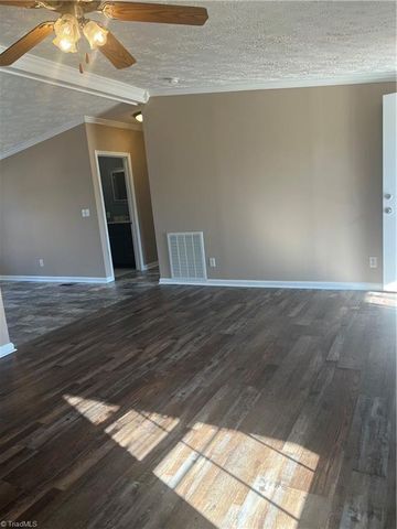 2831 Ayersville Road, Mayodan, NC 27027