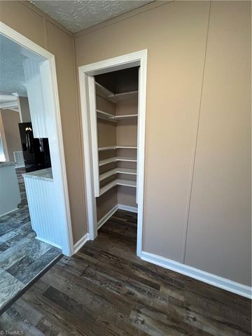 2831 Ayersville Road, Mayodan, NC 27027