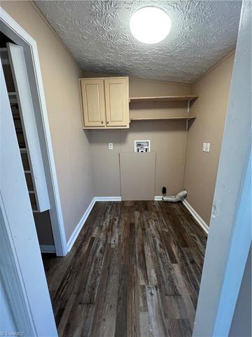 2831 Ayersville Road, Mayodan, NC 27027