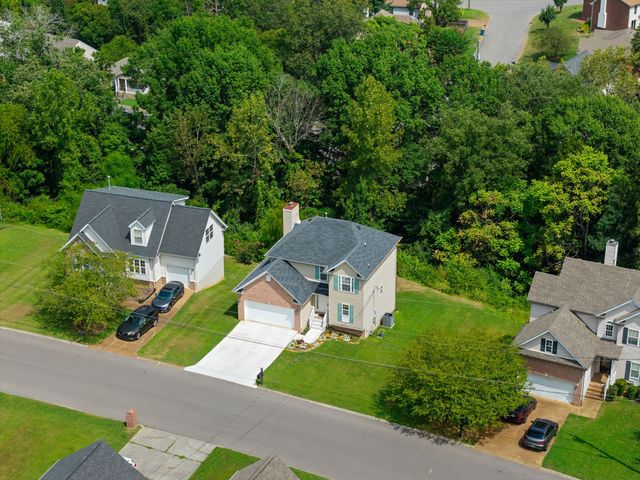 1513 Yarmouth Ln, Old Hickory, TN 37138