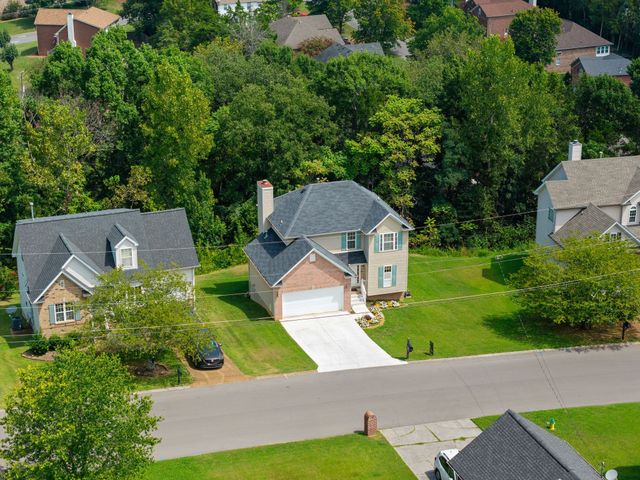 1513 Yarmouth Ln, Old Hickory, TN 37138