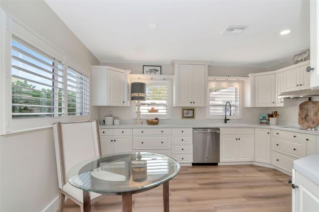 4402 W SAN MIGUEL, Tampa, FL 33629