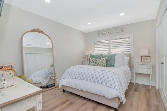 4402 W SAN MIGUEL, Tampa, FL 33629