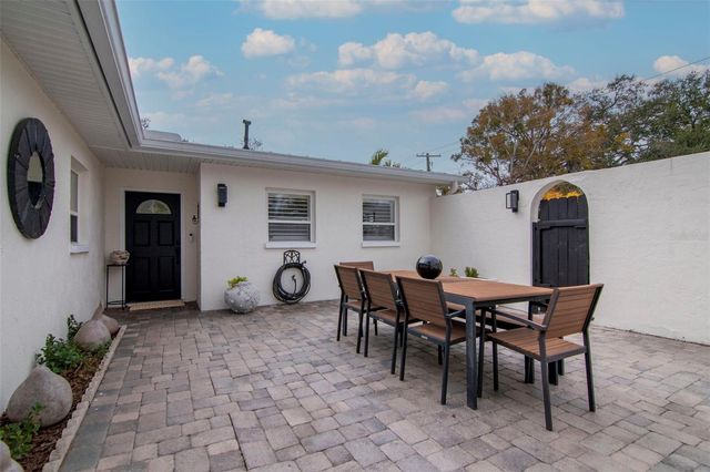 4402 W SAN MIGUEL, Tampa, FL 33629