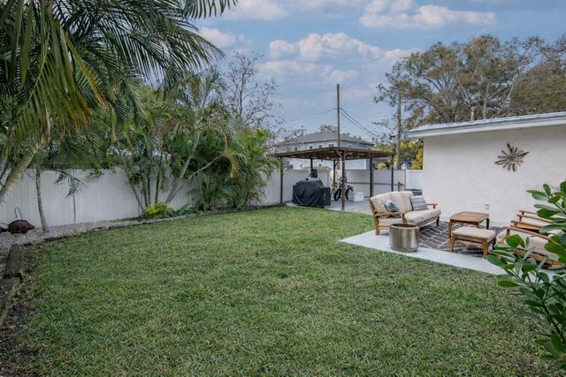 4402 W SAN MIGUEL, Tampa, FL 33629