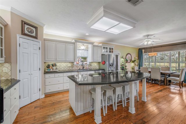 7 Hickory Ridge Lane, Normangee, TX 77871