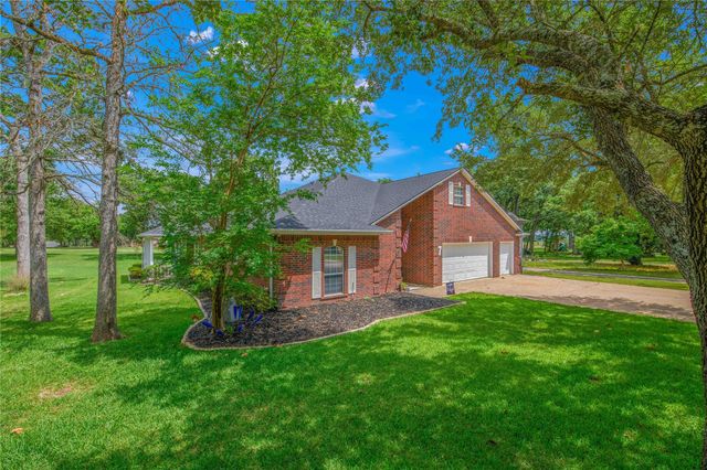 7 Hickory Ridge Lane, Normangee, TX 77871