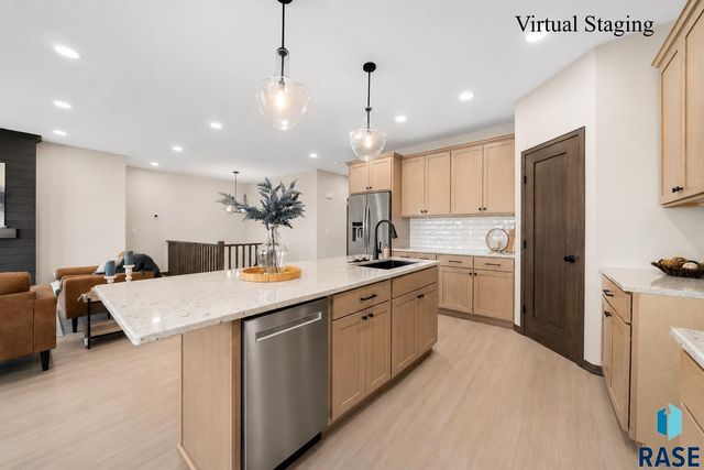 1403 Castle St Street, Larchwood, IA 51241