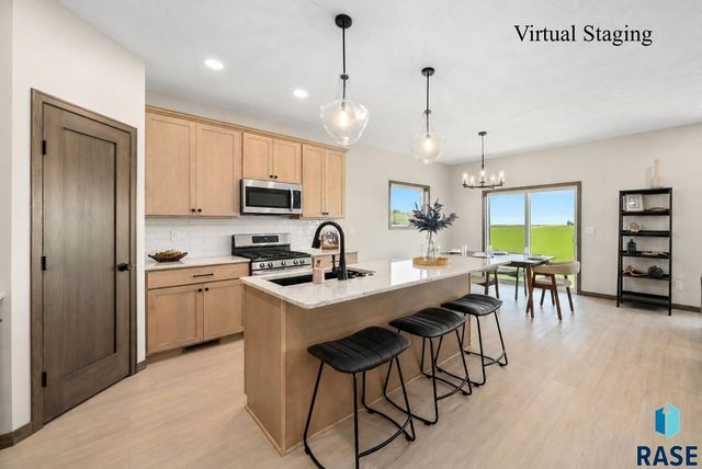 1403 Castle St Street, Larchwood, IA 51241