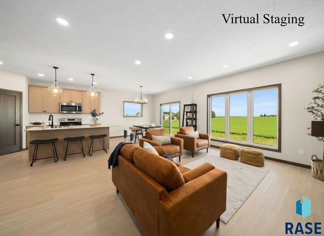 1403 Castle St Street, Larchwood, IA 51241