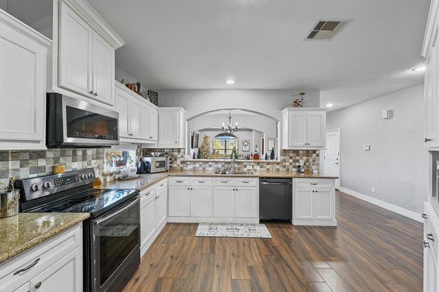 19545 Crosby Eastgate Road, Crosby, TX 77532