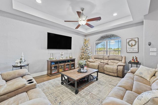 19545 Crosby Eastgate Road, Crosby, TX 77532